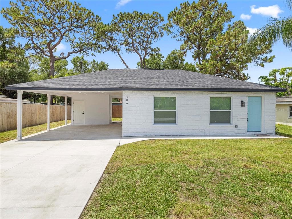 306 FLORAL DRIVE TAMPA, FL 33613