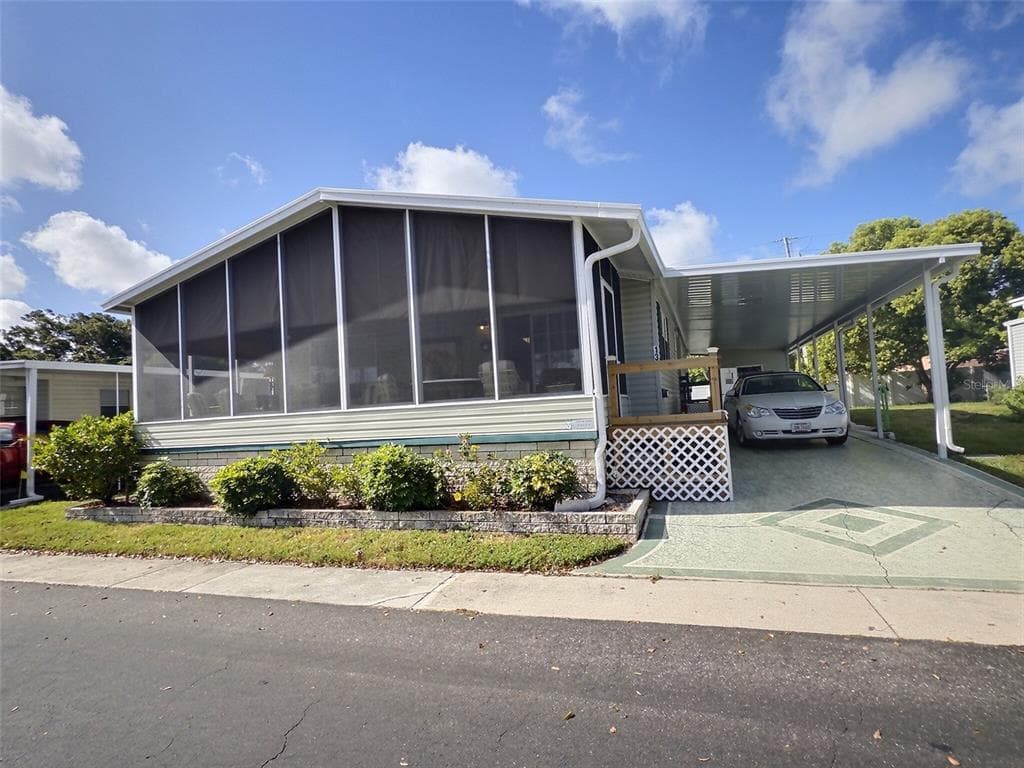136 PINDO PALM STREET W