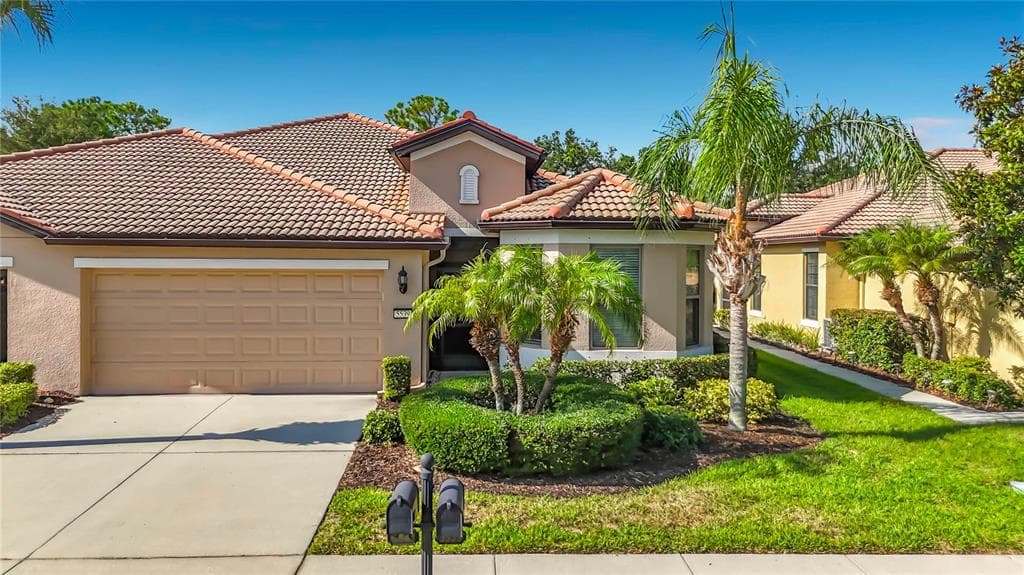 5539 SUNSET FALLS DRIVE APOLLO BEACH, FL 33572