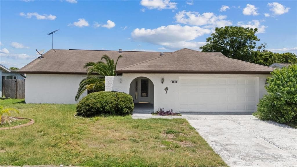7025 KINGSWAY DRIVE PORT RICHEY, FL 34668