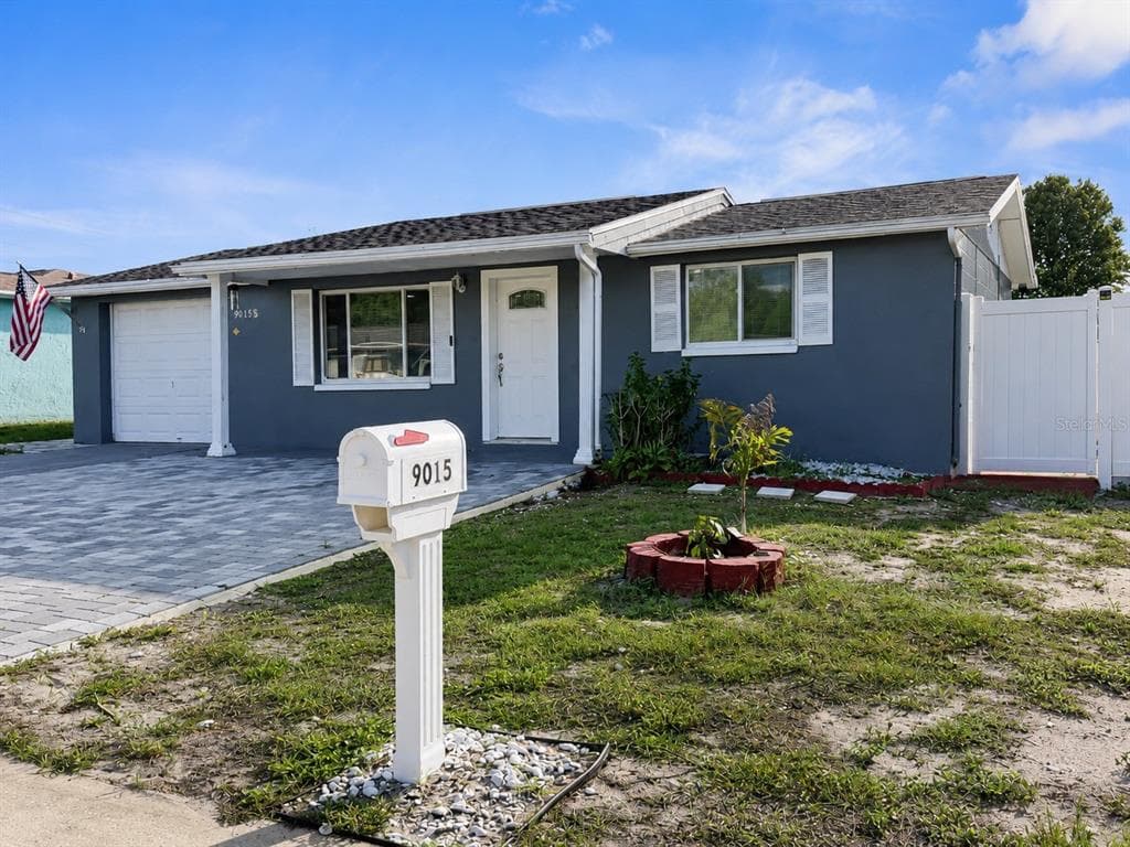 9015 PROSPERITY LANE