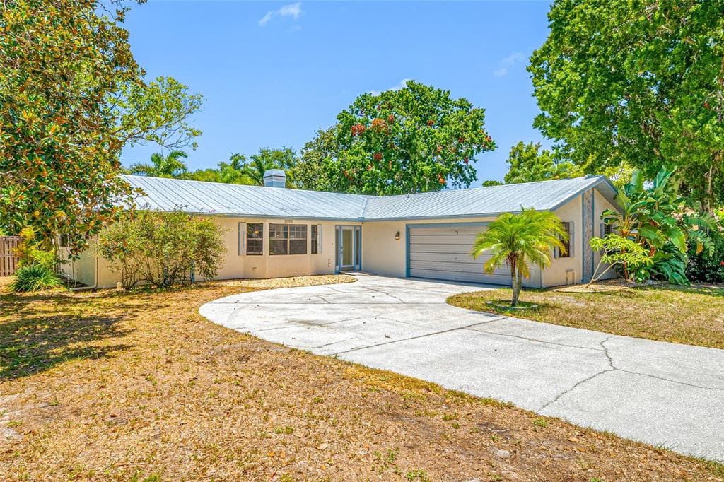 2409 OSPREY AVENUE PALM HARBOR, FL 34683
