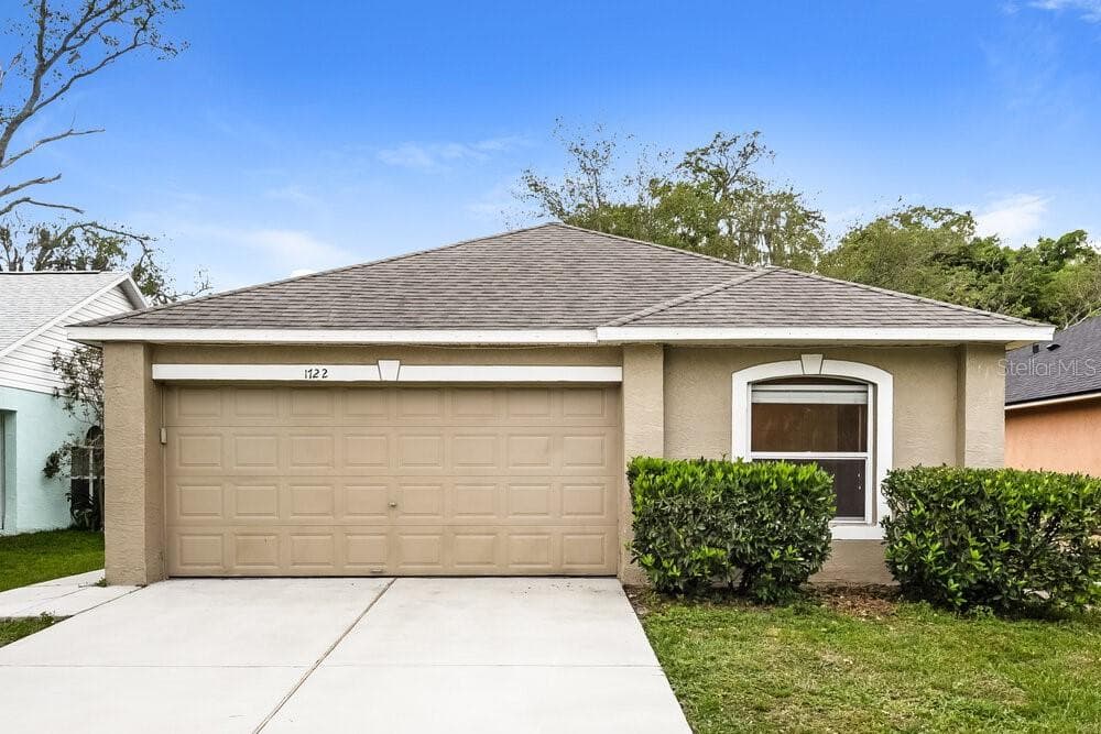 1722 WEKIVA CROSSING BOULEVARD APOPKA, FL 32703