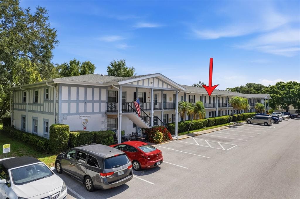 100 GLENNES LANE UNIT 204