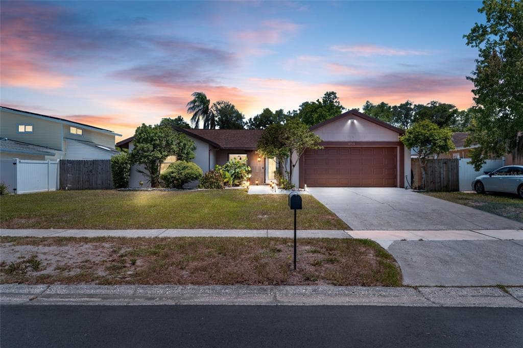 6916 WILLIAMS DRIVE TAMPA, FL 33634