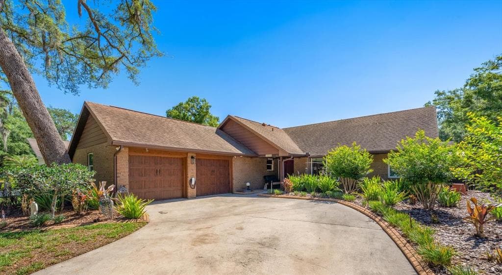 11311 LINBANKS PLACE