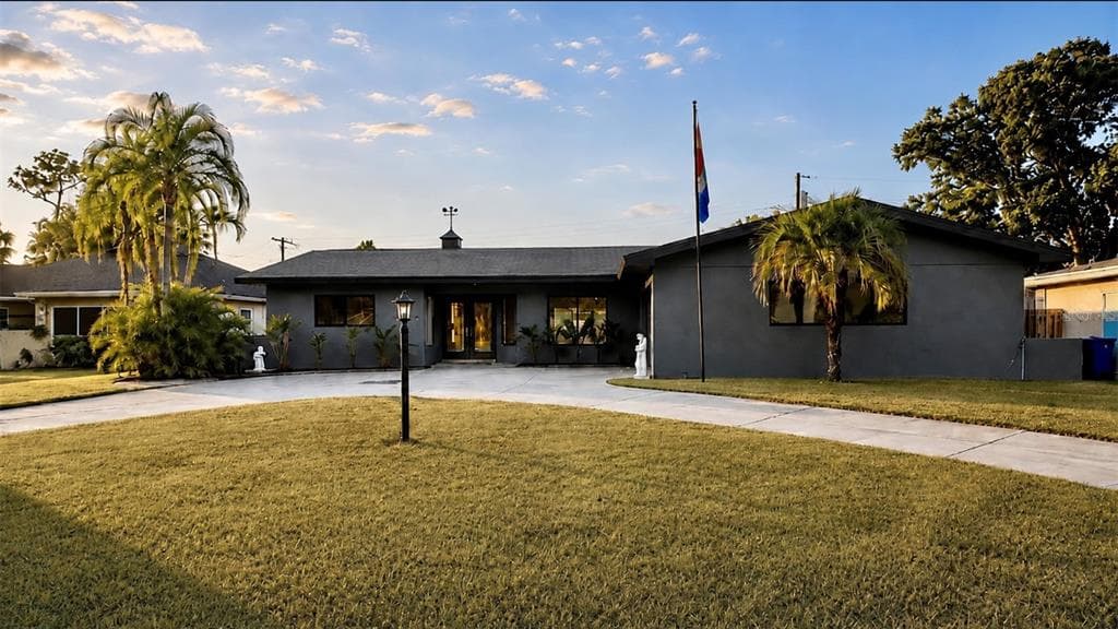 2697 66TH TERRACE S ST PETERSBURG, FL 33712