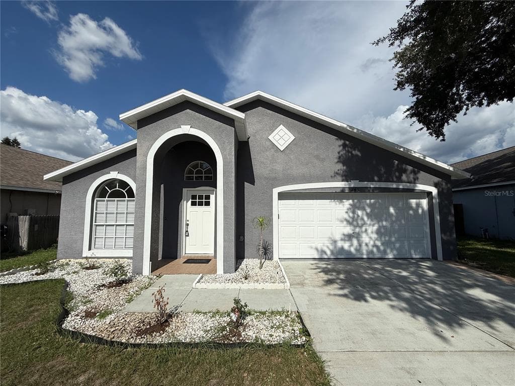 245 CHARDONNAY PLACE VALRICO, FL 33594