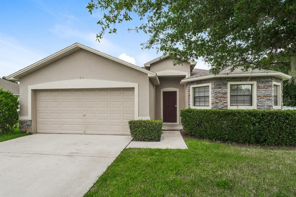 8179 WOODVINE CIRCLE LAKELAND, FL 33810