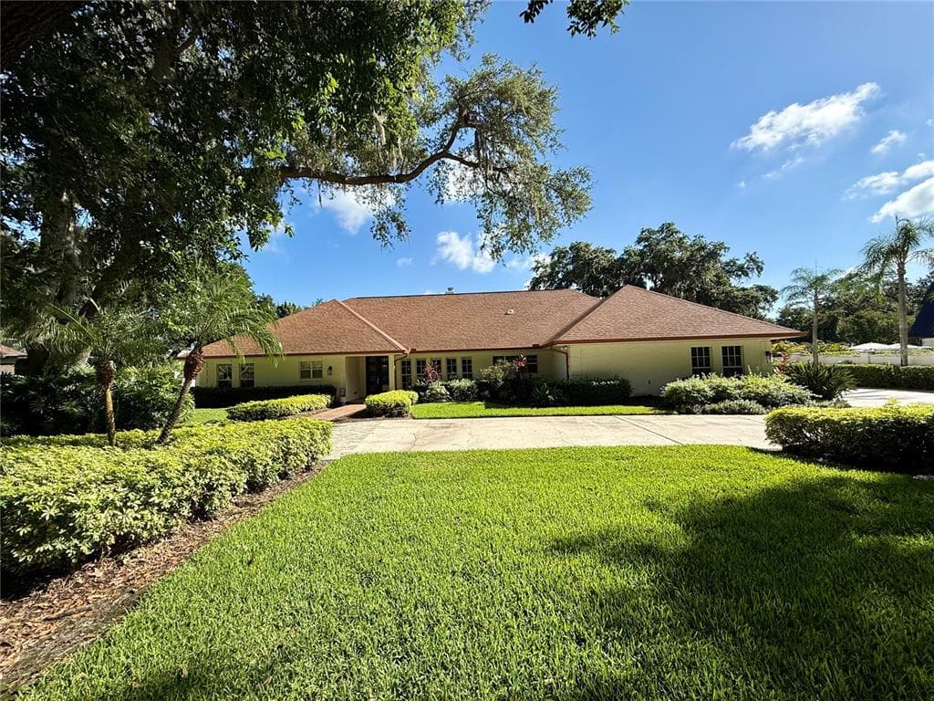 1003 BAJADA DE AVILA TAMPA, FL 33613