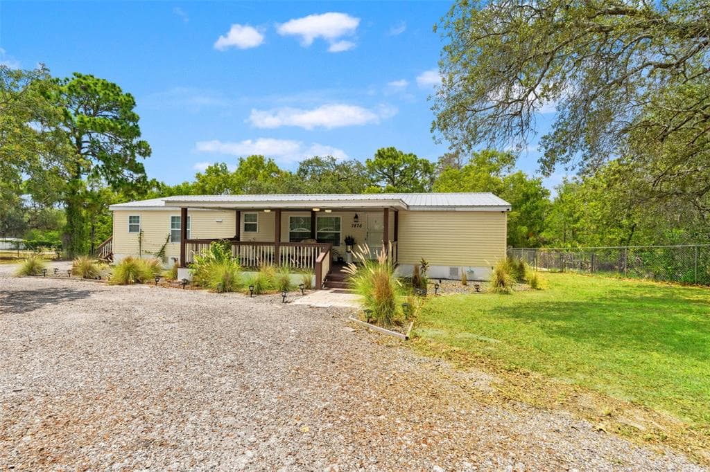 7876 RIDGE ROAD