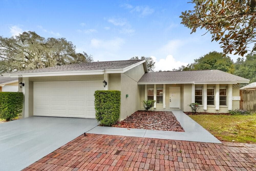 1828 CRAVEN DRIVE SEFFNER, FL 33584