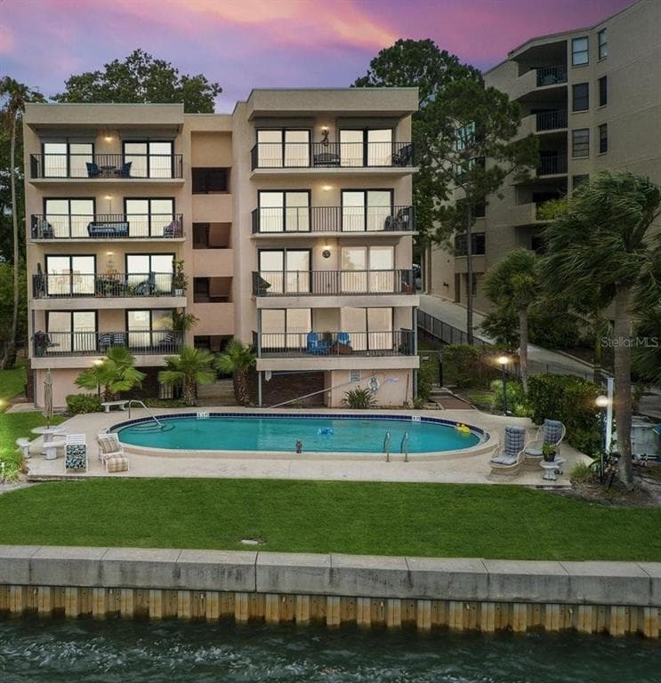 9 TURNER STREET UNIT 11 CLEARWATER, FL 33756