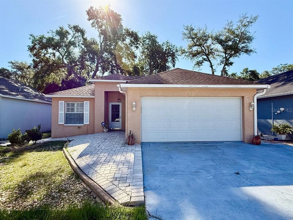 8711 BUSCH OAKS STREET TAMPA, FL 33617