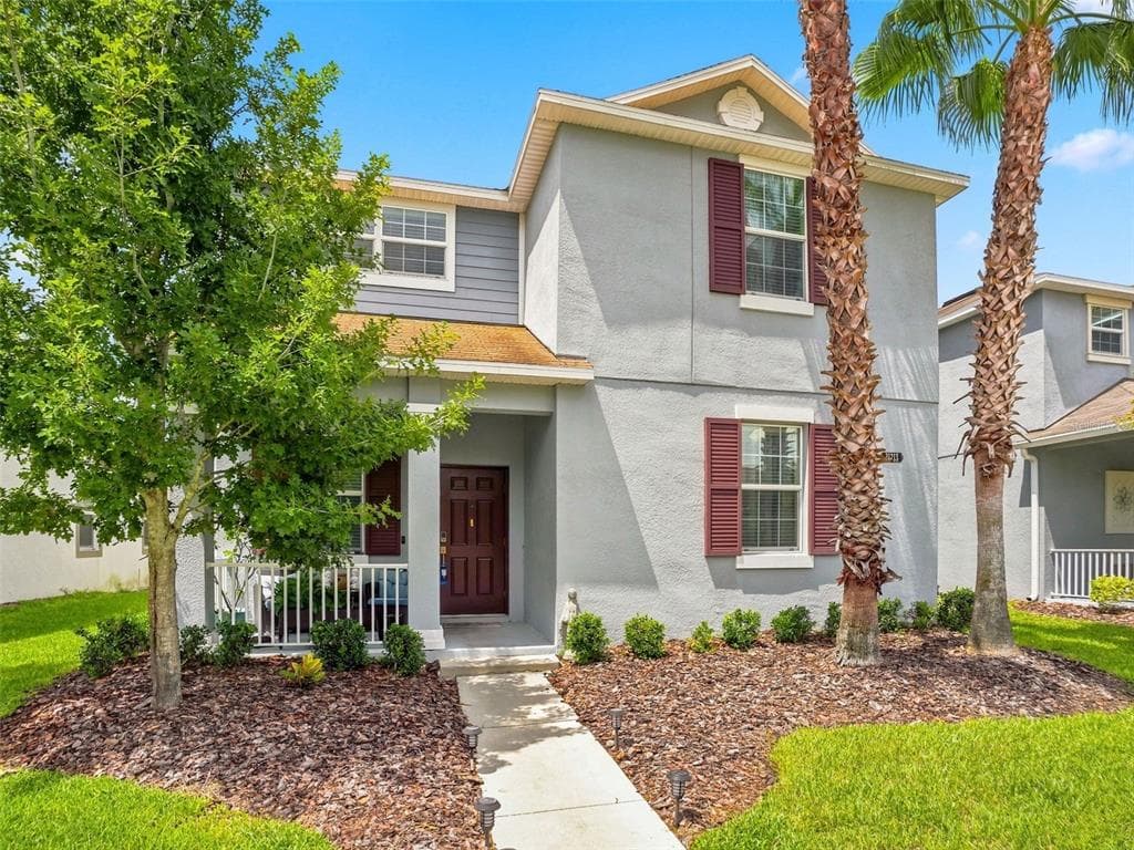 21213 PASSIVE PORCH DRIVE