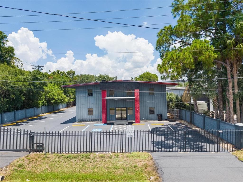 5021 W NASSAU STREET TAMPA, FL 33607