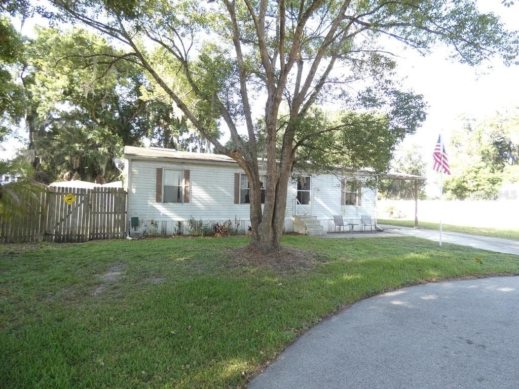 3154 CANANDAIGUA TRAIL LAKELAND, FL 33810