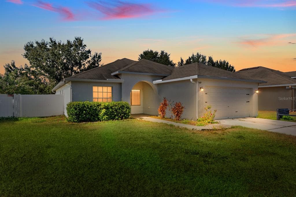 3609 TRAPNELL GROVE LOOP PLANT CITY, FL 33567