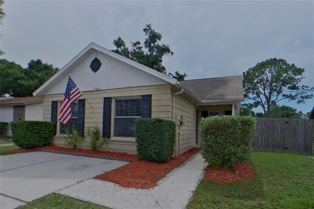 13311 LARAWAY DRIVE RIVERVIEW, FL 33579