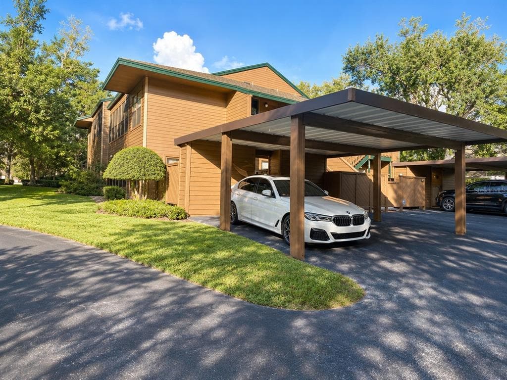 1503 LENNOX ROAD E UNIT 1503 PALM HARBOR, FL 34683