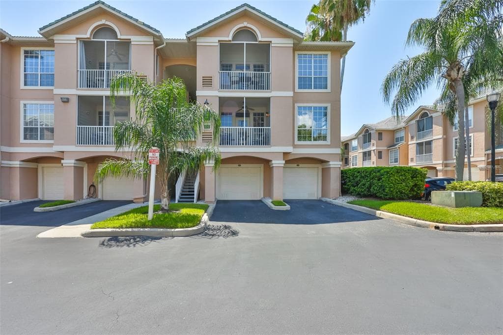 3312 BAY CLUB CIRCLE UNIT 3212