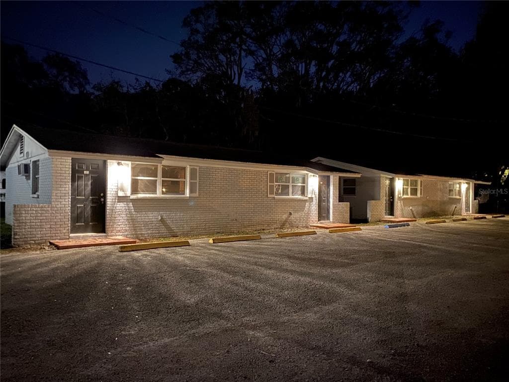 1609 E 143RD AVENUE UNIT 105-108 TAMPA, FL 33613