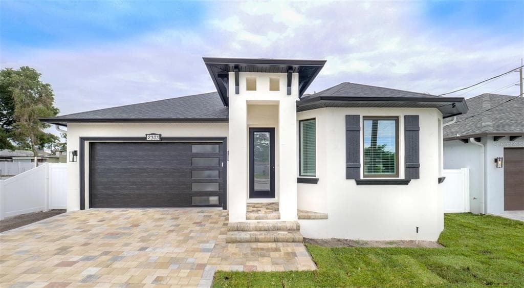 2303 W IVY STREET TAMPA, FL 33607
