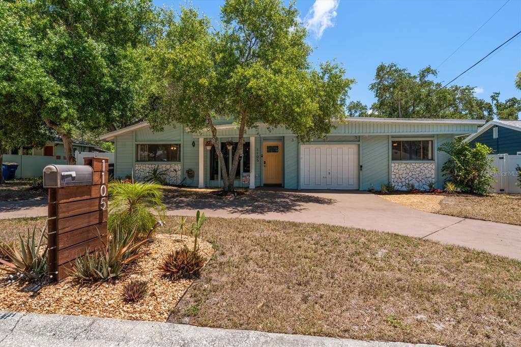1105 SUNNYDALE DRIVE CLEARWATER, FL 33755