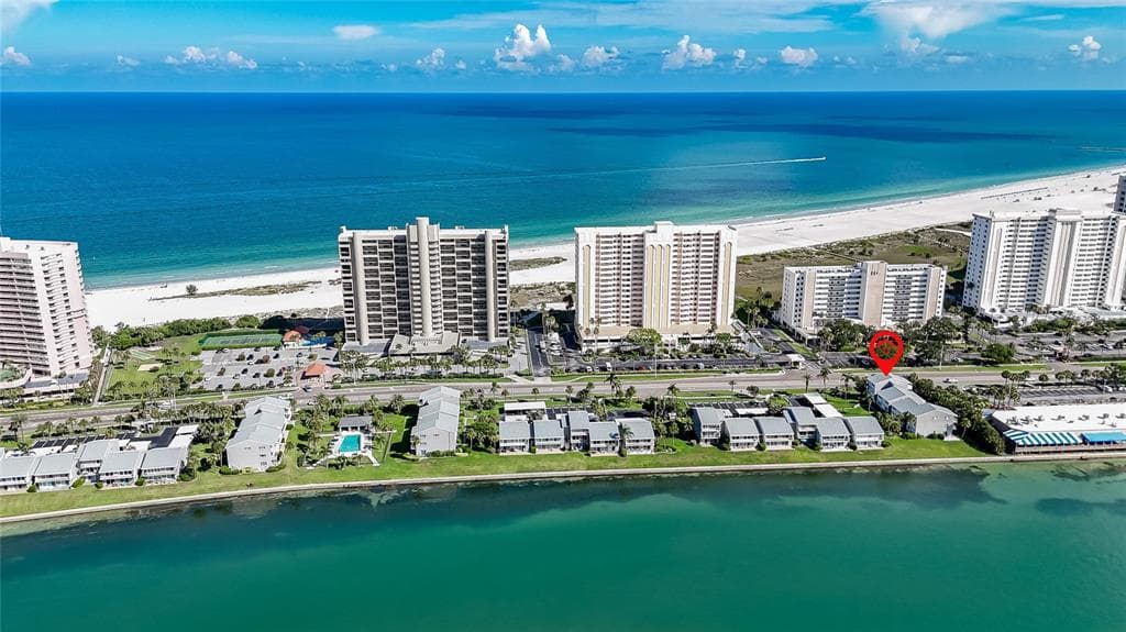 1301 GULF BOULEVARD UNIT 201 CLEARWATER BEACH, FL 33767