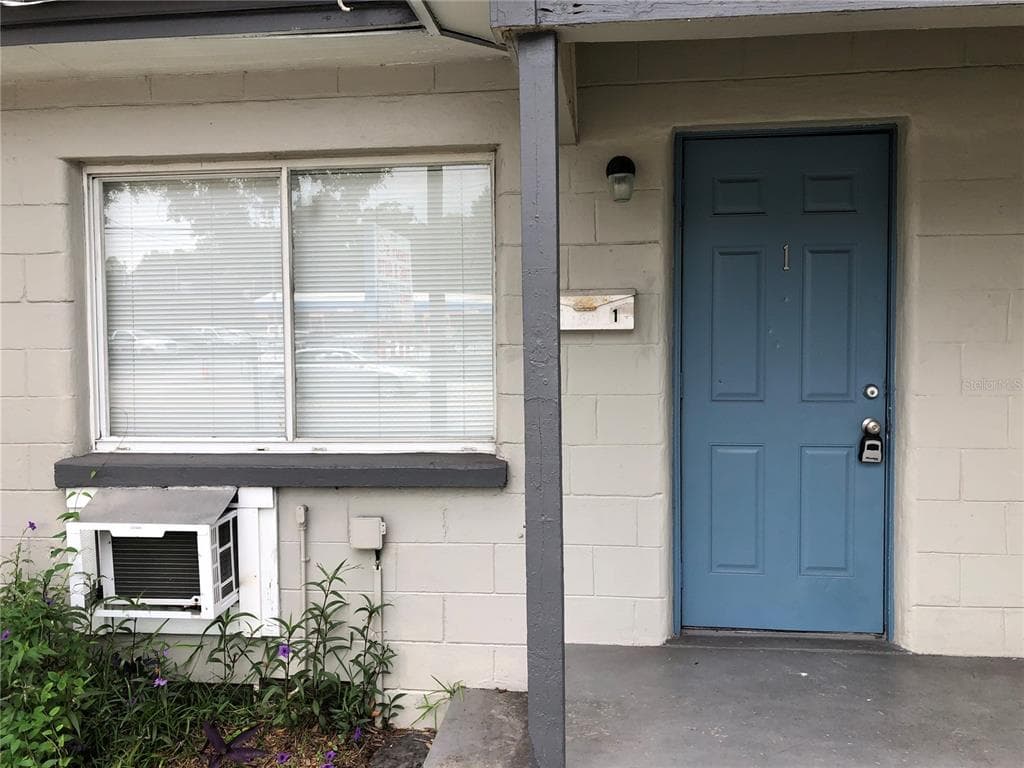 7208 N NEBRASKA AVENUE UNIT 1 TAMPA, FL 33604