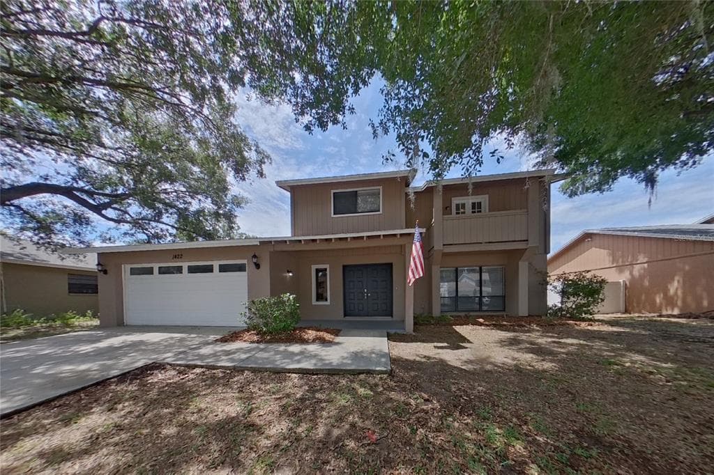 1422 MISTYGLEN LANE BRANDON, FL 33510