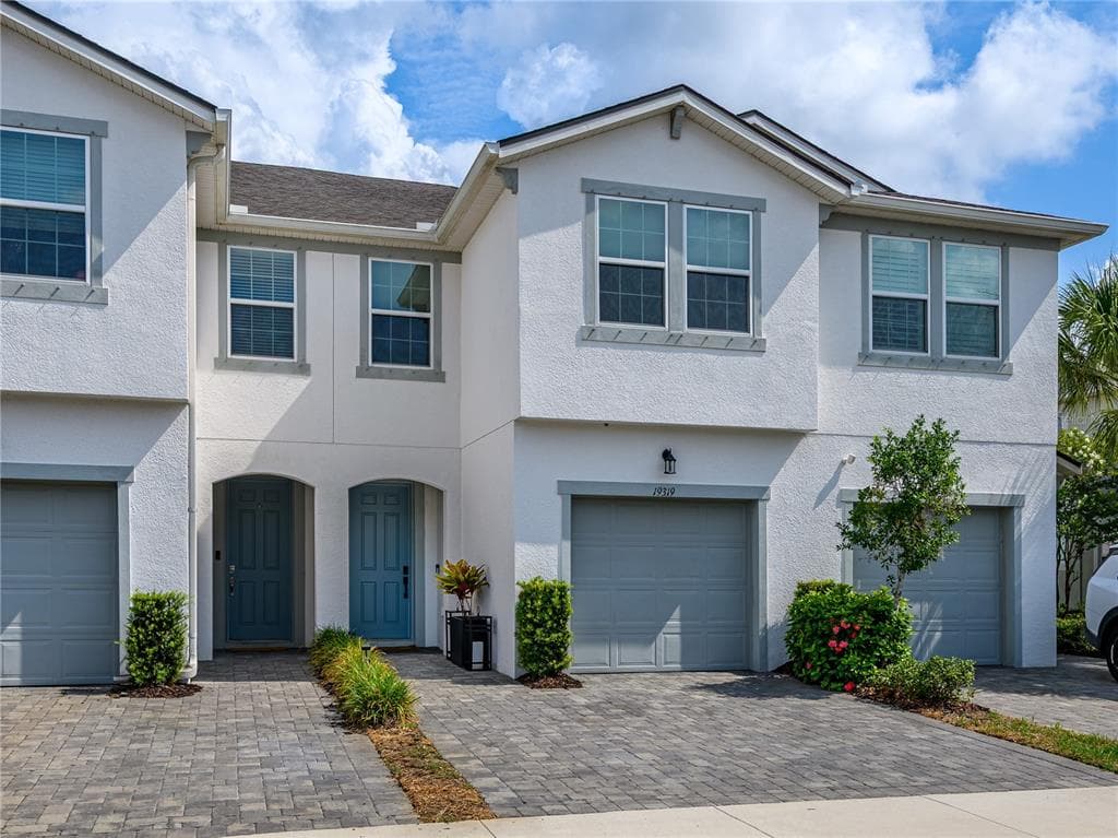 19319 BLUE POND DRIVE UNIT 22 LUTZ, FL 33558