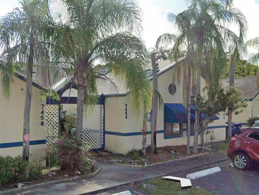 7454 NW 34TH STREET