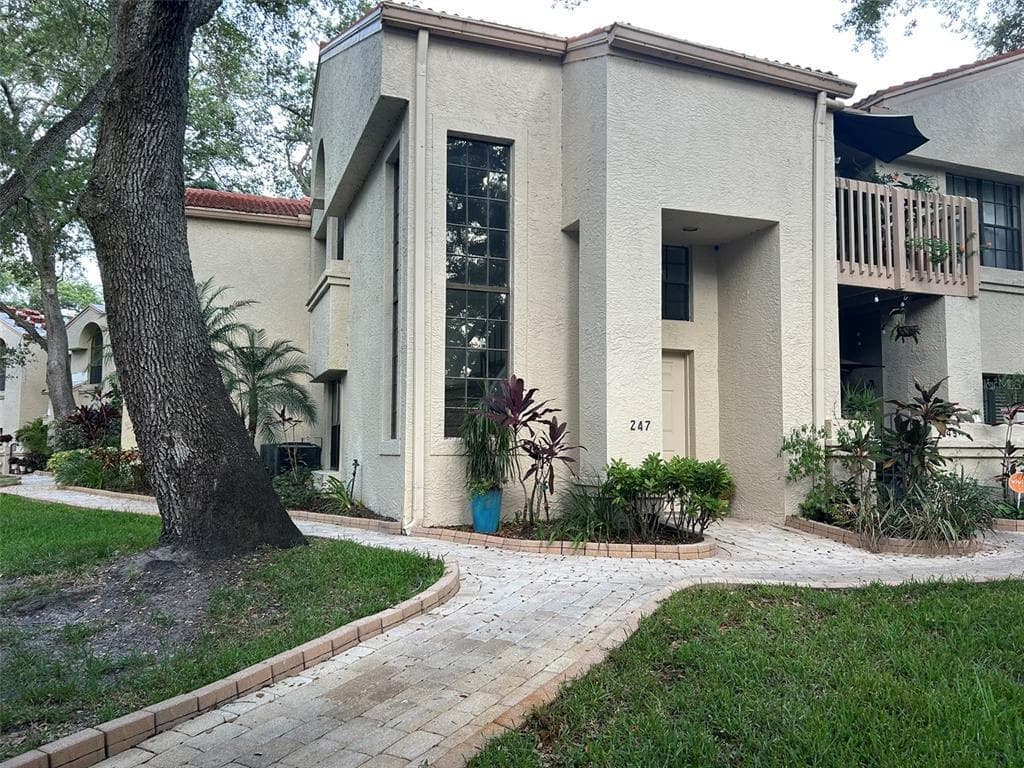 247 LOS PRADOS DRIVE UNIT 1123 SAFETY HARBOR, FL 34695