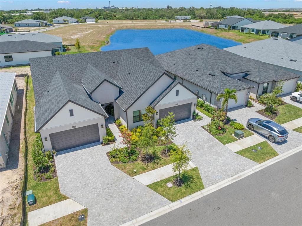 5828 WINDBREAK COURT