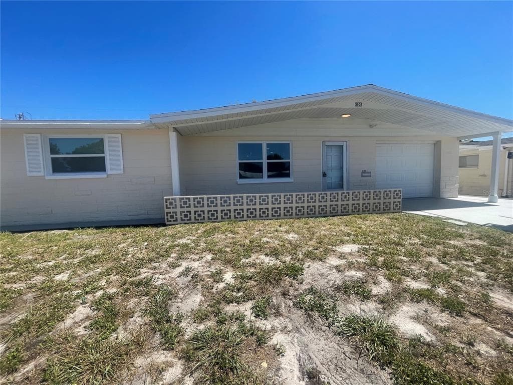 5102 MANOR DRIVE NEW PORT RICHEY, FL 34652