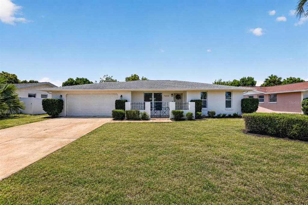 7604 JASMINE BOULEVARD PORT RICHEY, FL 34668