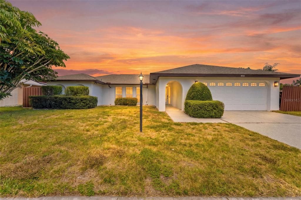 10711 FRANCES LN