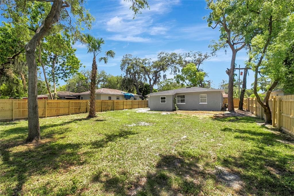 6105 N 23RD STREET TAMPA, FL 33610