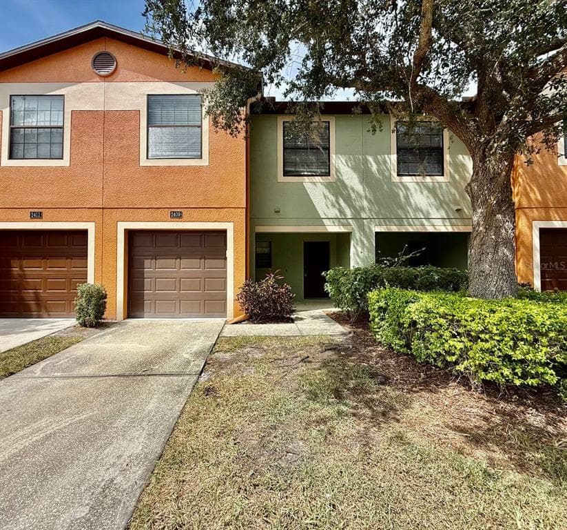 2409 HIBISCUS BAY LANE BRANDON, FL 33511