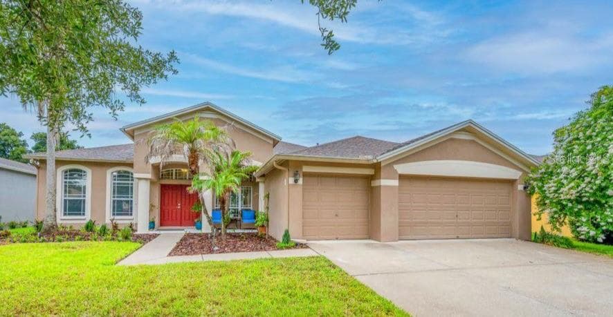 16135 BRIDGEDALE DRIVE LITHIA, FL 33547