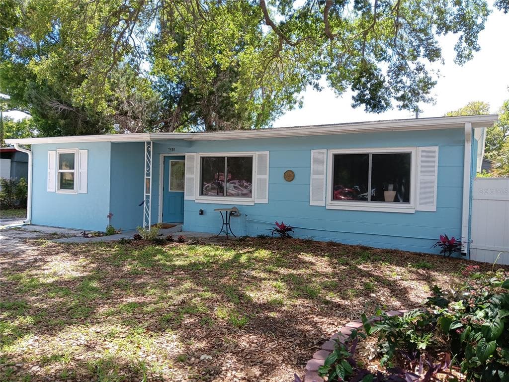 7980 52ND STREET N PINELLAS PARK, FL 33781