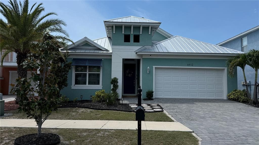 6412 GRENADA ISLAND AVENUE APOLLO BEACH, FL 33572