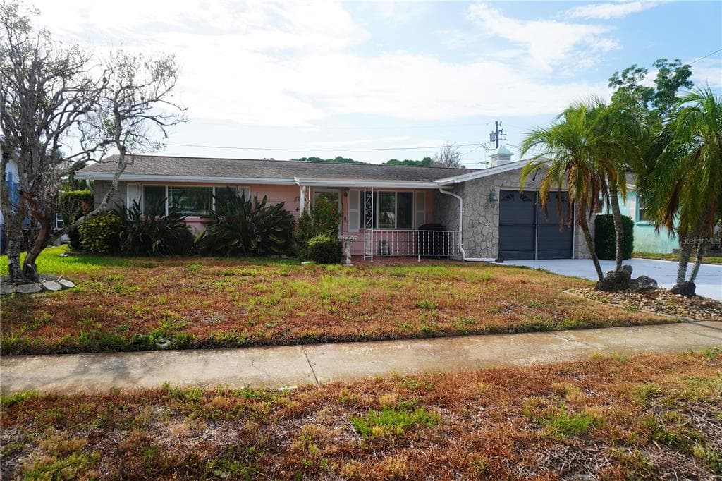 1248 ERMINE DRIVE HOLIDAY, FL 34690