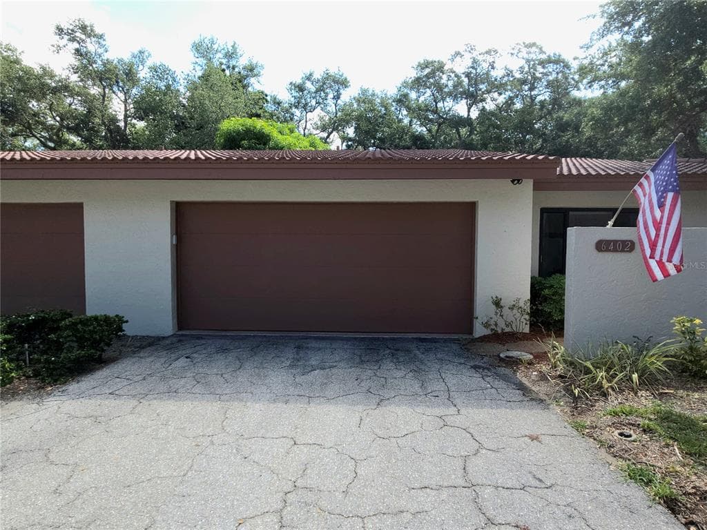 6402 MEADOWLARK LN BRADENTON, FL 34210