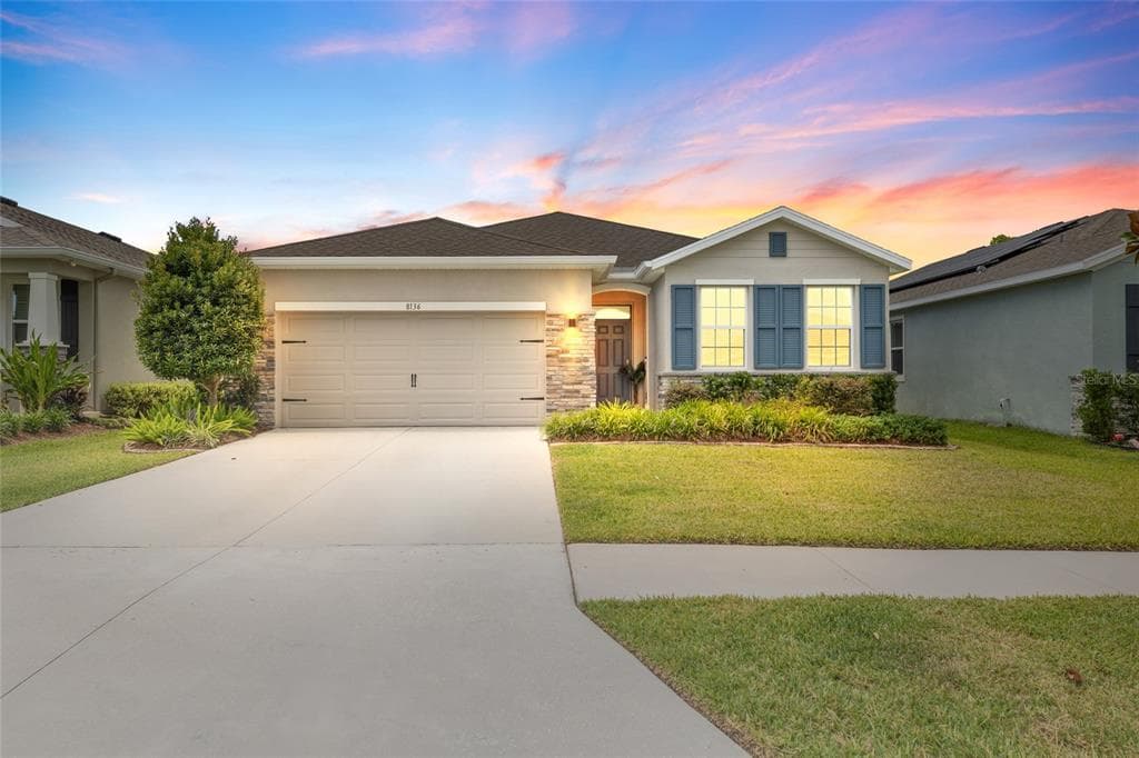 8136 WHEAT STONE DRIVE ZEPHYRHILLS, FL 33540