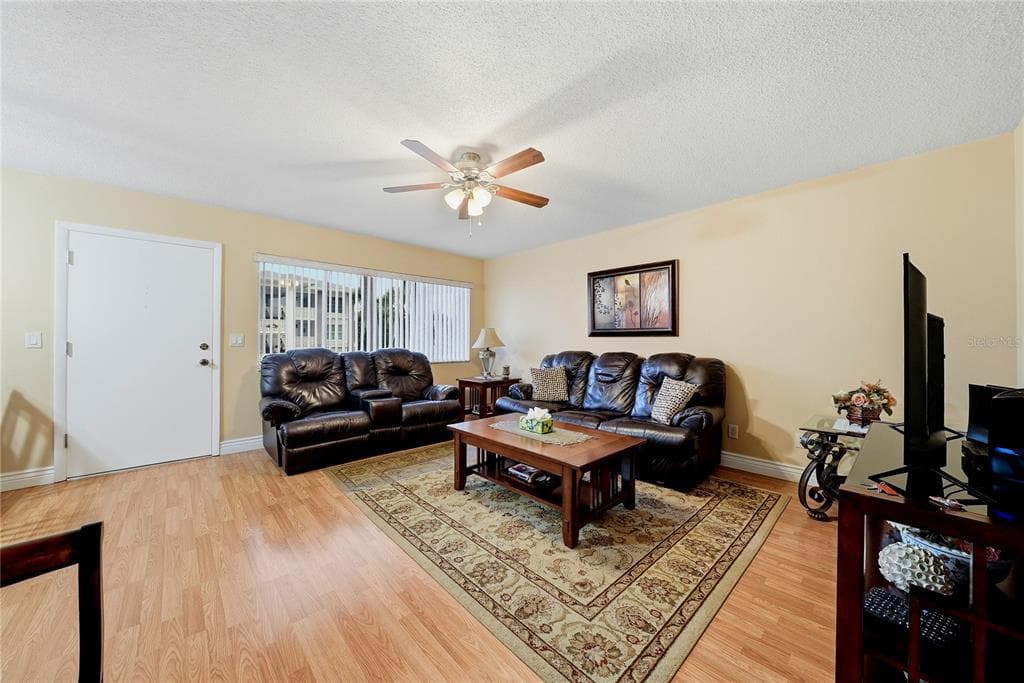 1235 S HIGHLAND AVENUE UNIT 3-203 CLEARWATER, FL 33756
