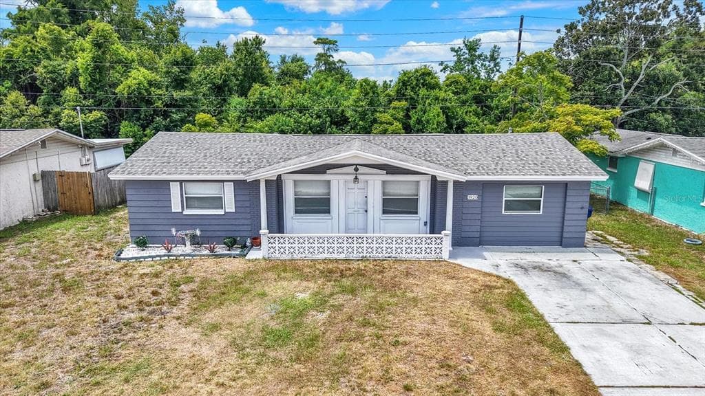 3920 BEACON SQUARE DRIVE HOLIDAY, FL 34691