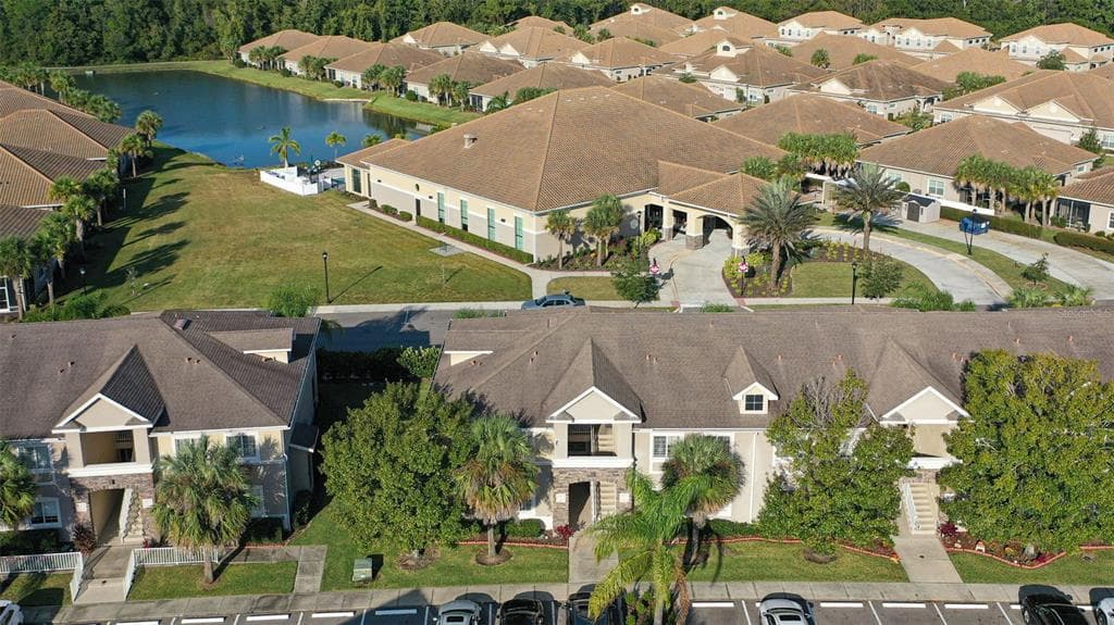 1231 GODAVARI WAY UNIT 204 WESLEY CHAPEL, FL 33543