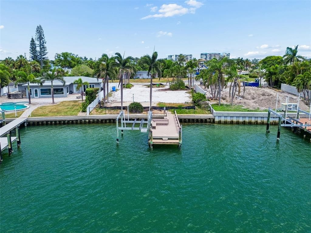 10246 TARPON DRIVE TREASURE ISLAND, FL 33706